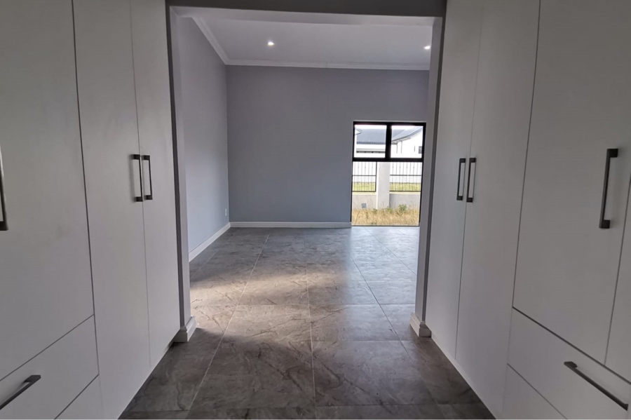 4 Bedroom Property for Sale in Paarl South Western Cape